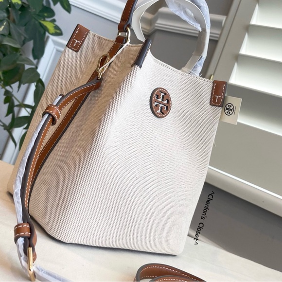 🌸NeW! Tory Burch Blake Bucket Bag - Picture 10 of 10